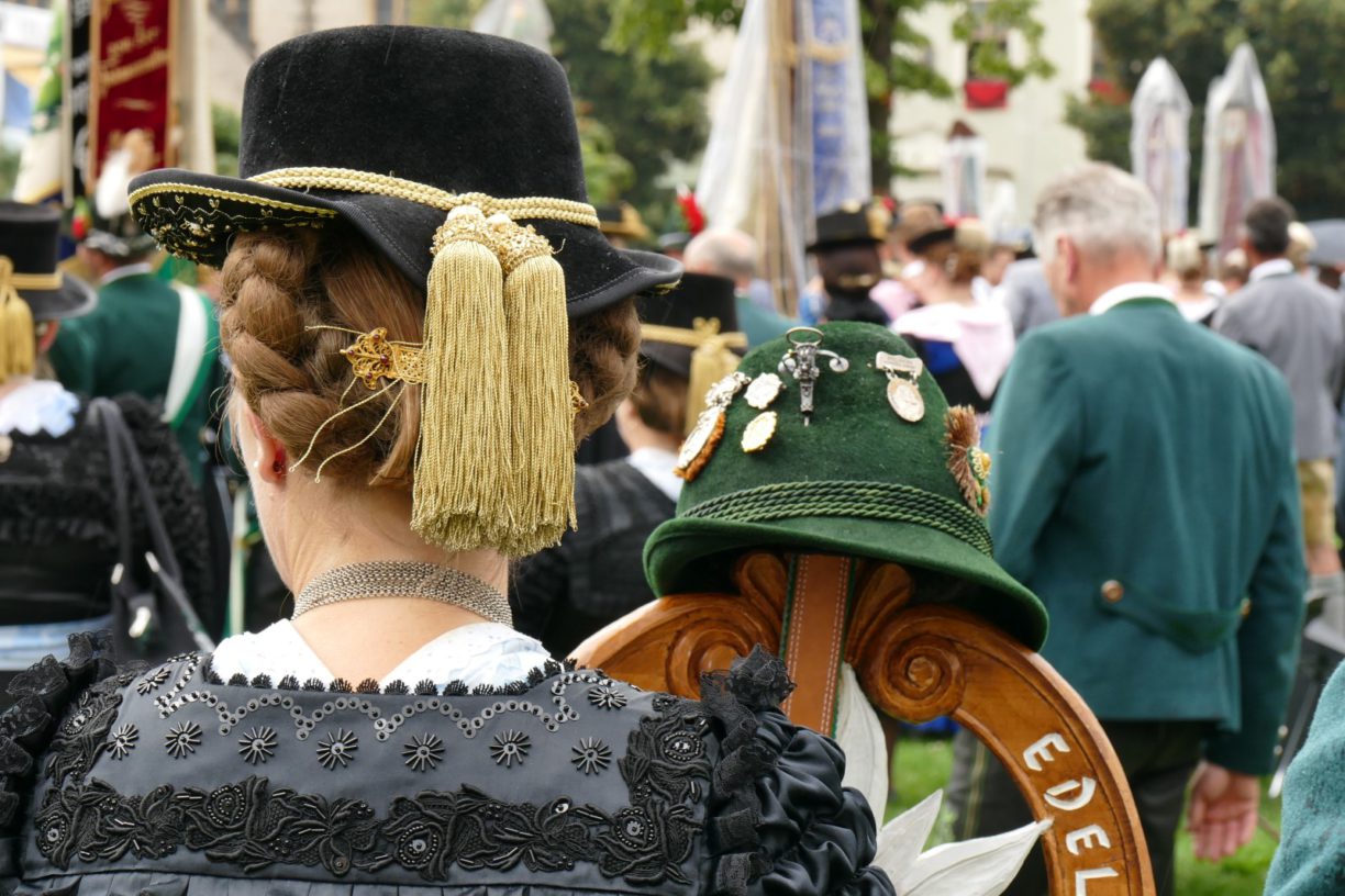 F Aoe Gautrachtenfest Foto Kheuwieser Volkstrachtenverein